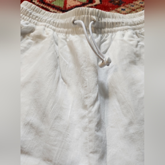 Adidas breathable shorts with pockets! - Picture 5 of 6